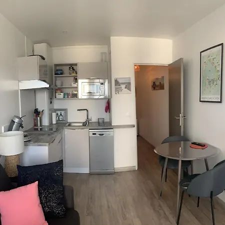 Renovated Studio Close To The Harbour * 阿卡雄
