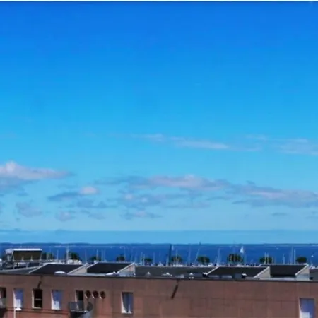 Renovated Studio Close To The Harbour Daire *